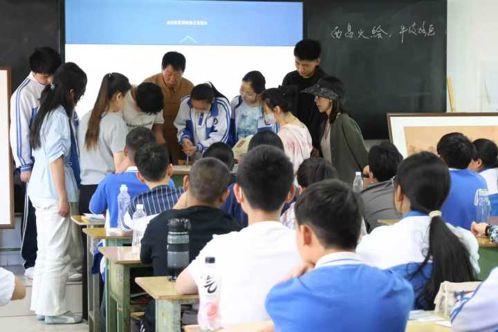 非遗进校园丨一堂烙画课
